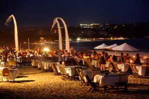 Kuliner Malam Bali: 12 Tempat Makan yang Buka 24 Jam